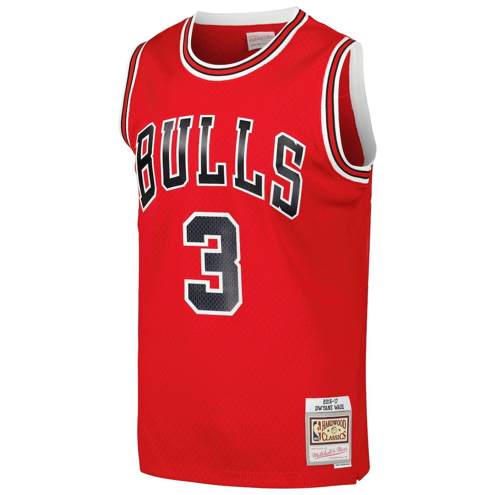 Men's Chicago Bulls Dwyane Wade Mitchell & Ness Red 2016/17 Hardwood Classics Swingman Jersey - image 2