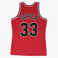 Mens Chicago Bulls Scottie Pippen Mitchell & Ness Red 1997-98 Hardwood Classics Swingman Jersey - image 1