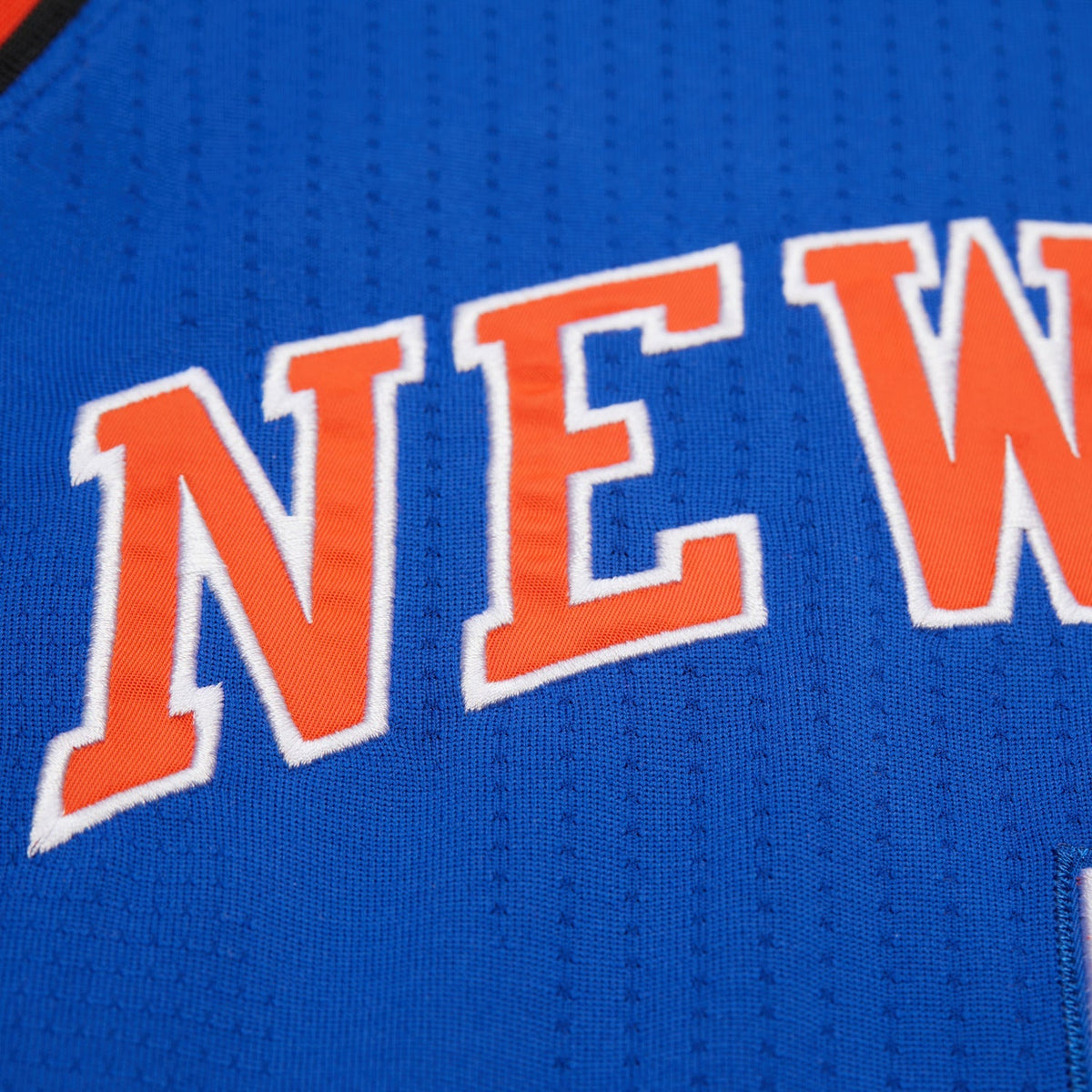 Mitchell & Ness Knicks Carmelo Anthony 2010 Jersey - image 4