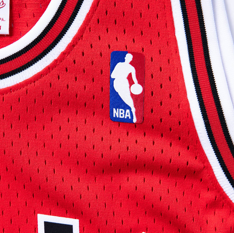 Mens Chicago Bulls B.J. Armstrong Mitchell & Ness Red 1990-91 Hardwood Classics Swingman Jersey - image 4