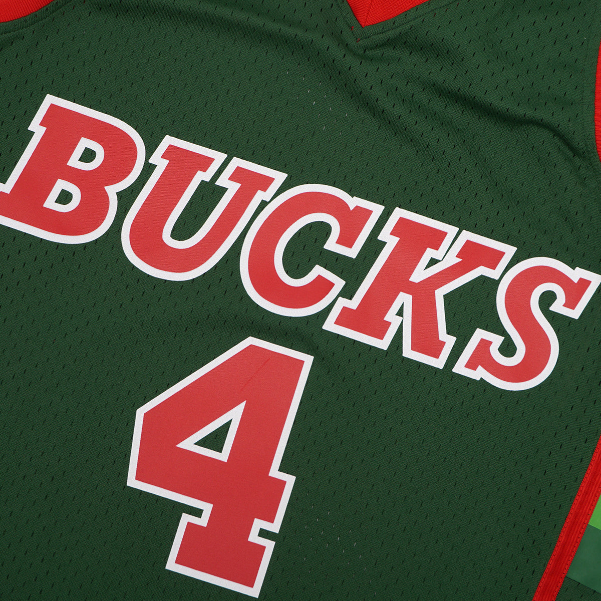 Men's Milwaukee Bucks Sidney Moncrief Mitchell & Ness Green 1983-84 Hardwood Classics Swingman Jersey - image 3