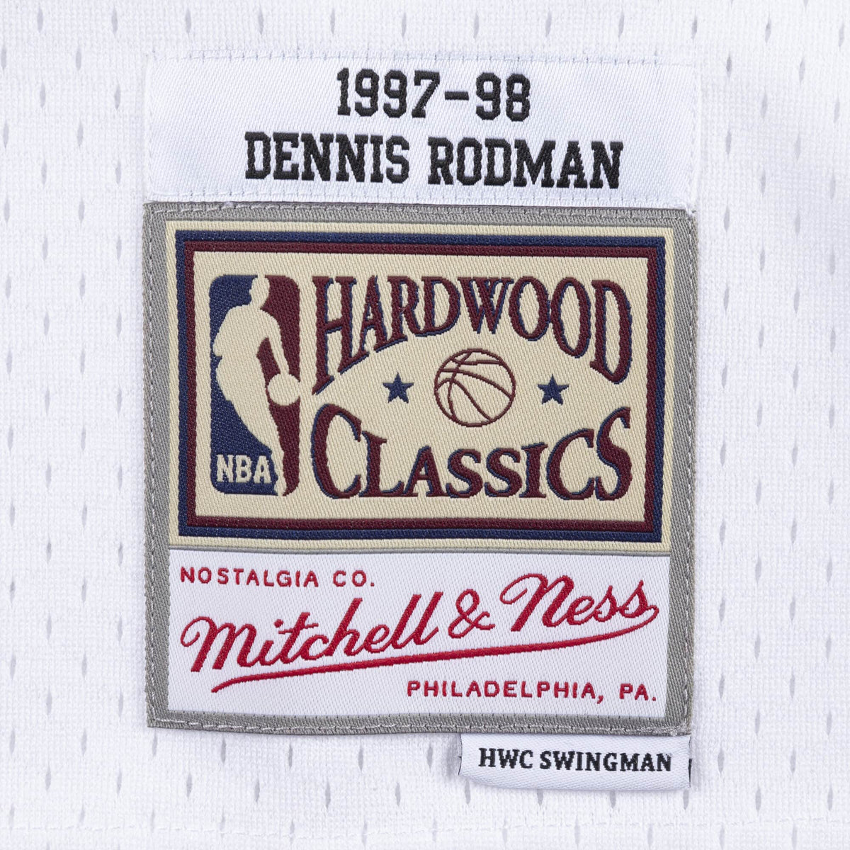 Men's Chicago Bulls Dennis Rodman Mitchell & Ness White 1997-98 Hardwood Classics Swingman Jersey - image 3