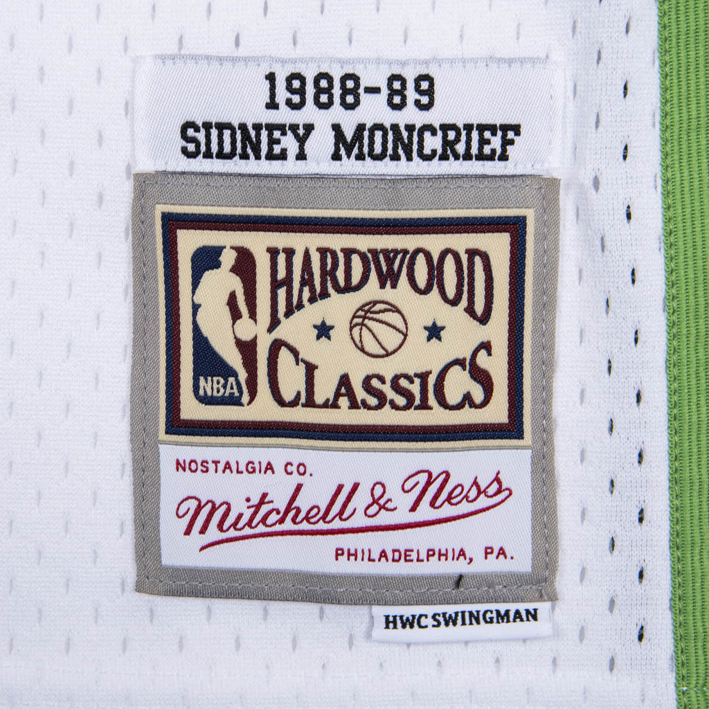 Men's Milwaukee Bucks Sidney Moncrief Mitchell & Ness White 1988-89 Hardwood Classics Swingman Jersey - image 4