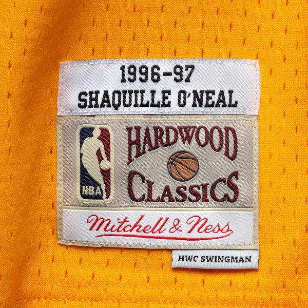 Men's Los Angeles Lakers Shaquille O'Neal Mitchell & Ness Gold 1996-97 Hardwood Classics Swingman Jersey - image 4